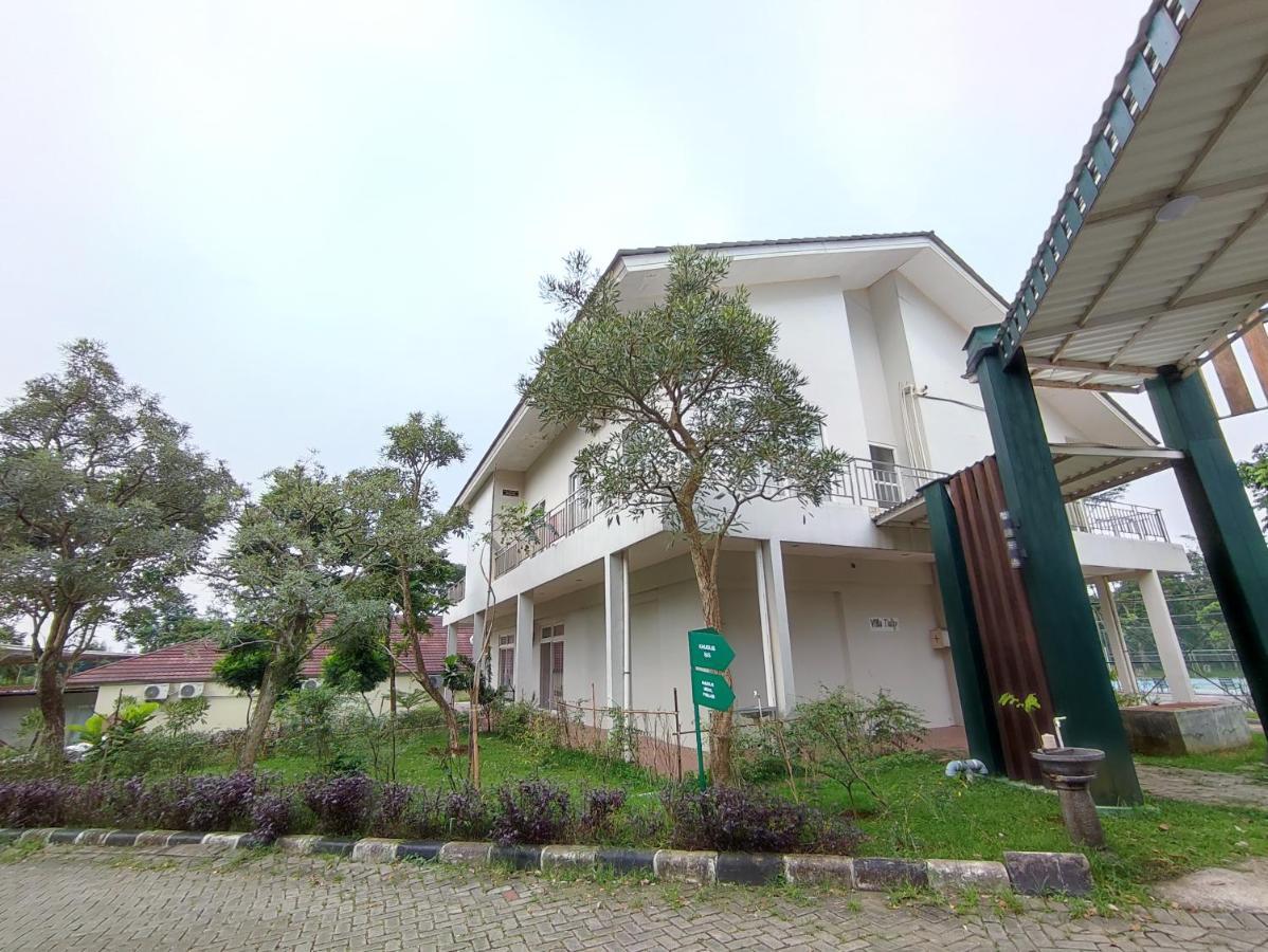 Green Forest Resort Villa Bogor Exterior foto